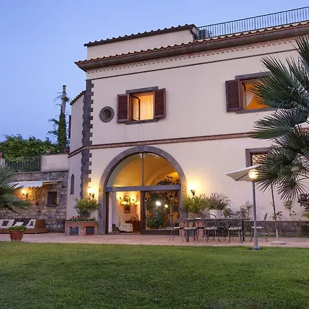 - Bosco SantʼAgata sui Due Golfi