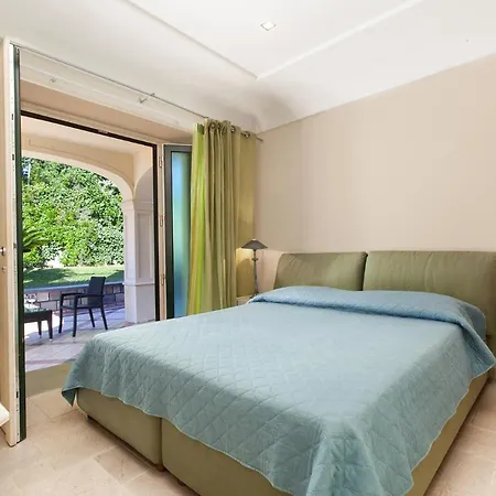 - Bosco * SantʼAgata sui Due Golfi