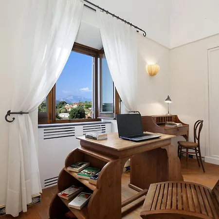 - Bosco SantʼAgata sui Due Golfi