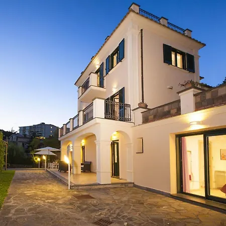 - Bosco SantʼAgata sui Due Golfi